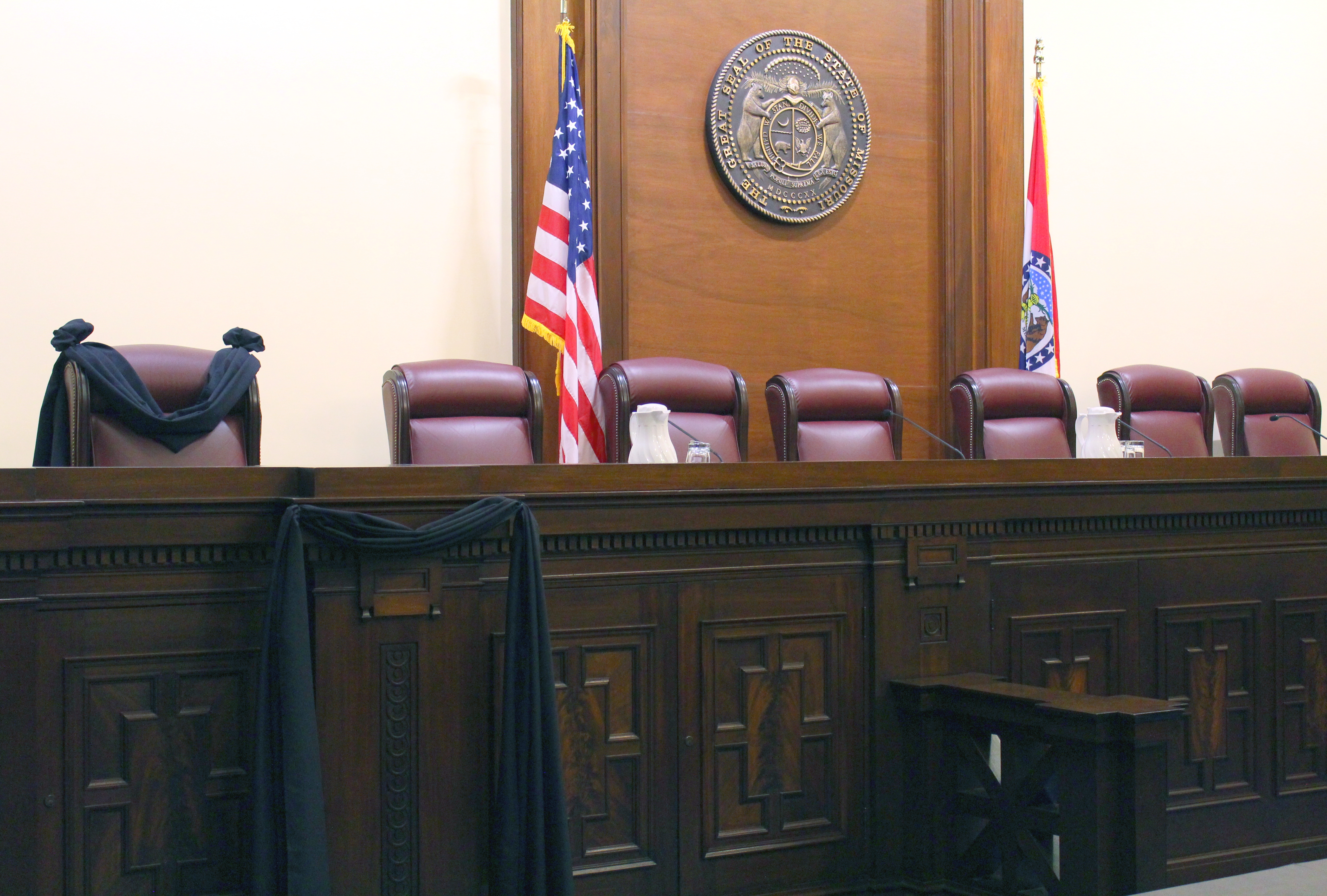 photograph of bench with Judge Teitelman's chair shrouded, before arguments November 30, 2016