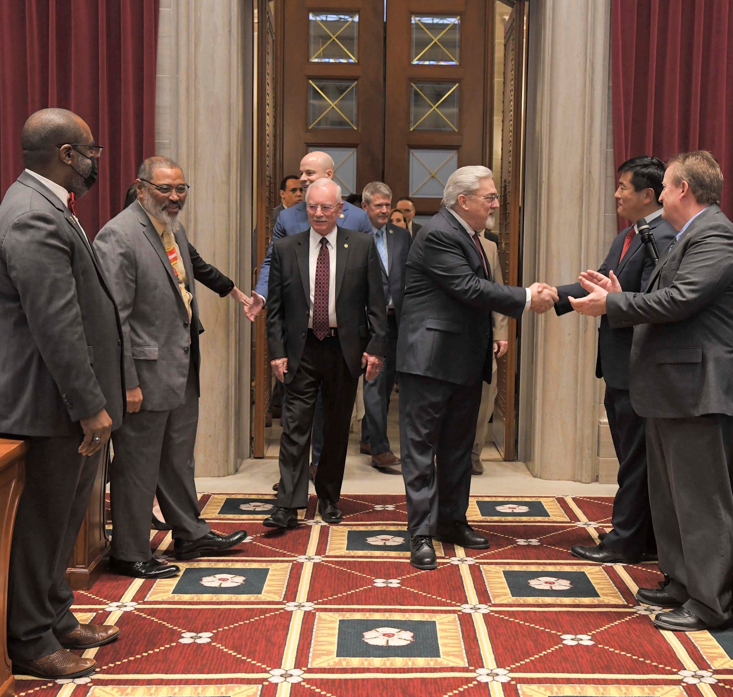 2023-CJWilson-enters-House-chamber-for-SOJ-020823-0209