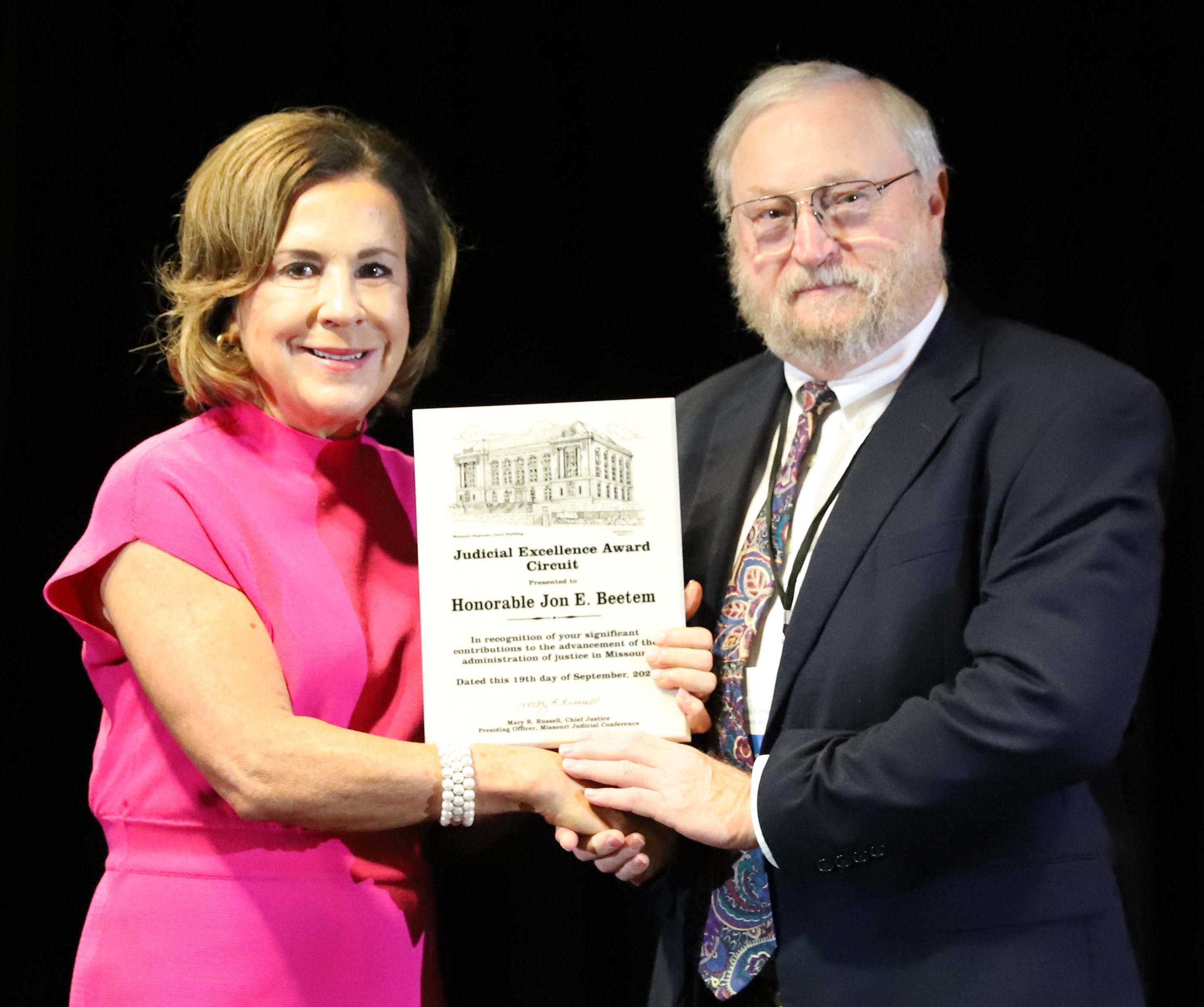 2024-CJ-Russell-award-to-J-Jon-Beetem-b