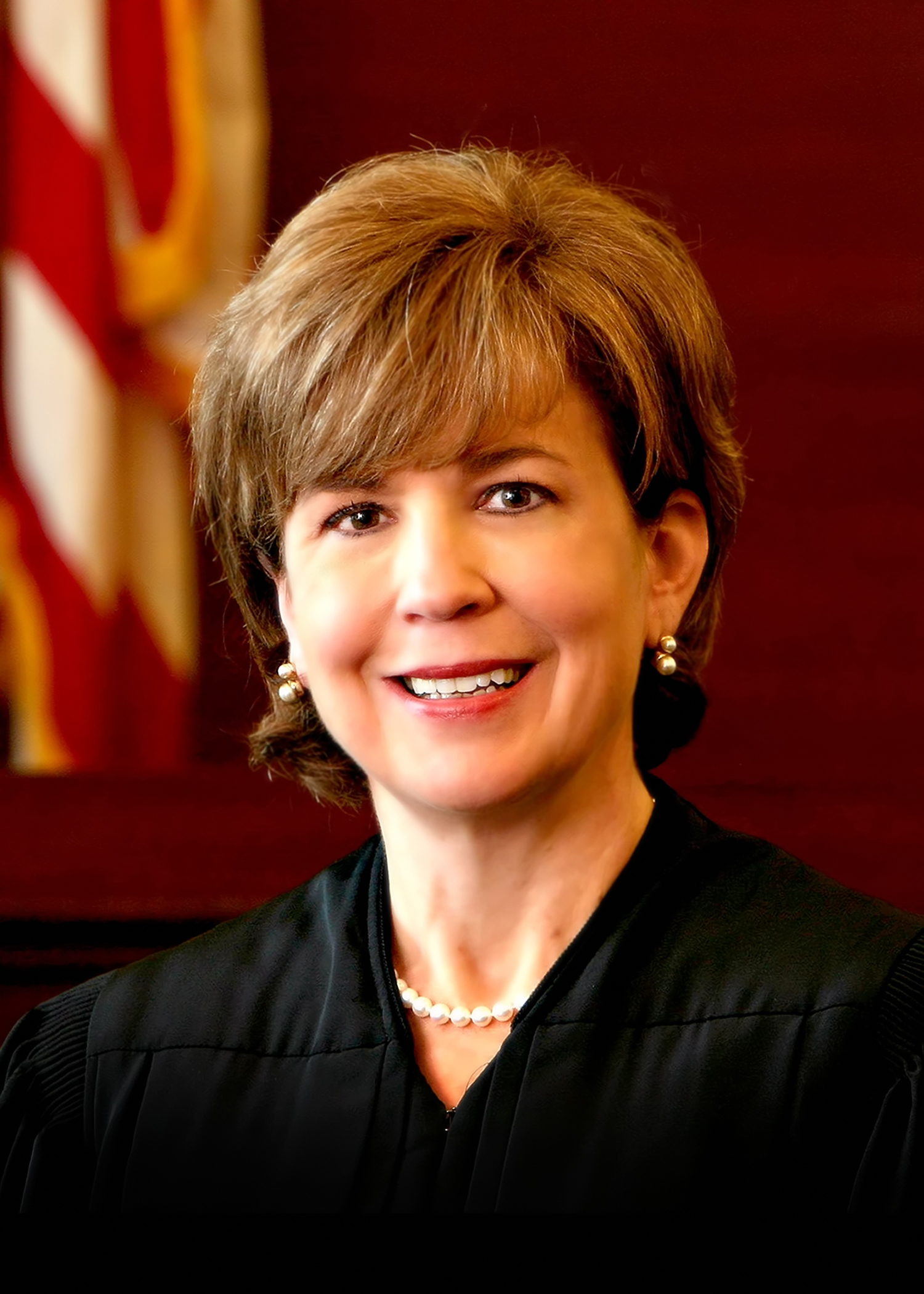 Photo of Chief Justice Mary R. Russell